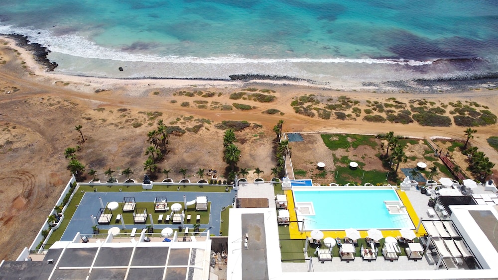 Hotel LIVVO Budha Beach 2/70