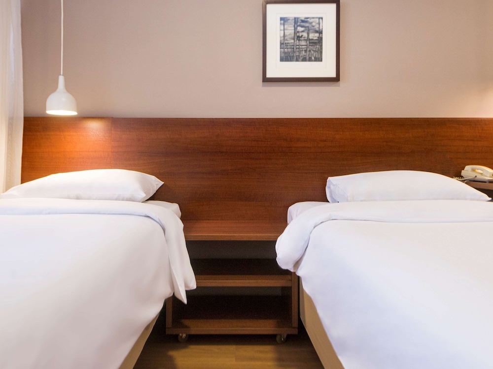 Mercure Curitiba Golden Hotel 28/79