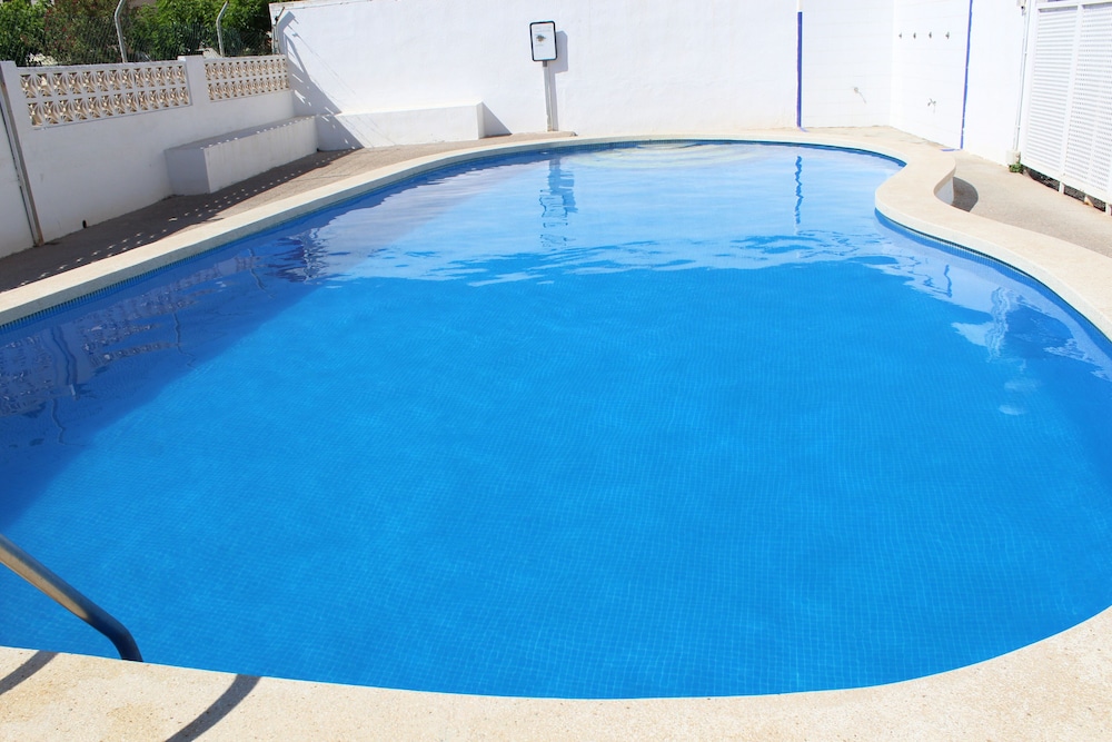 APARTAMENTOS BERNAT PIE DE PLAYA 3000 39/68