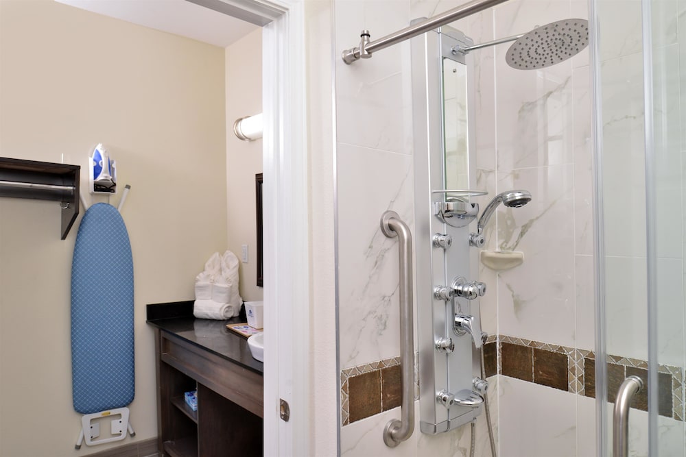 Americas Best Value Inn Suites Houston/Hwy 6 Westpark 9/23