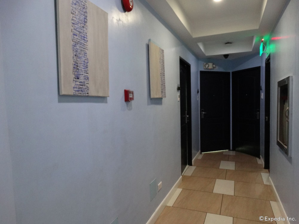 Leez Inn Malate 9/65