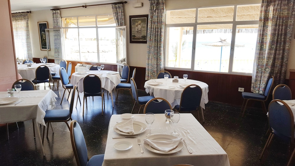 restaurant-cafeteria