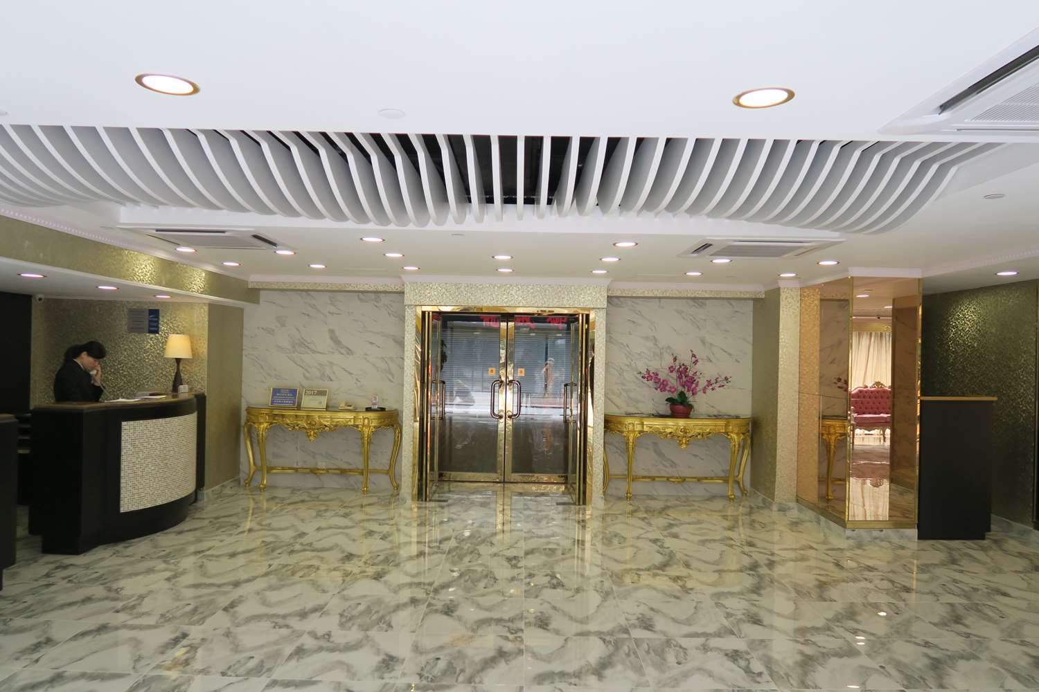 Lobby at Best Western Plus Hotel Kowloon, HONG KONG