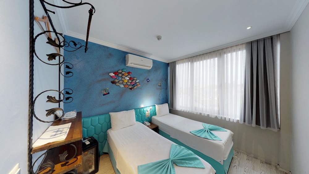 Patron Hotel 17/32
