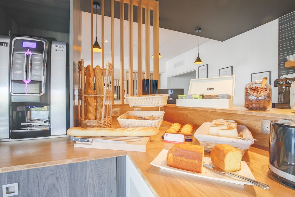 Brit Hotel Reims La Neuvillette 43/50