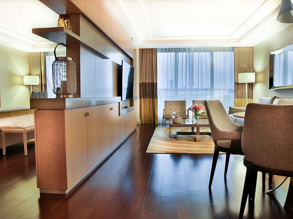 جناح تنفيذي بسرير كينج بشرفة، Palladio Hotel Buenos Aires - MGallery Collection 2/5