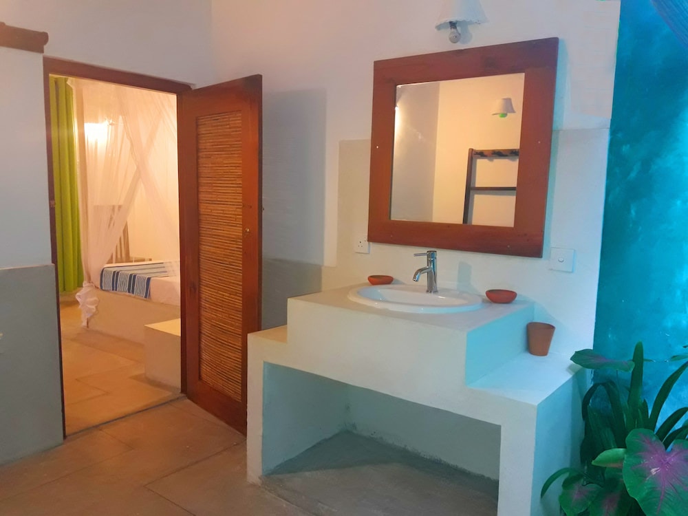 3 BEDROOMS, BASIC, VILLA, GARDEN VIEW, ACCESSIBLE
