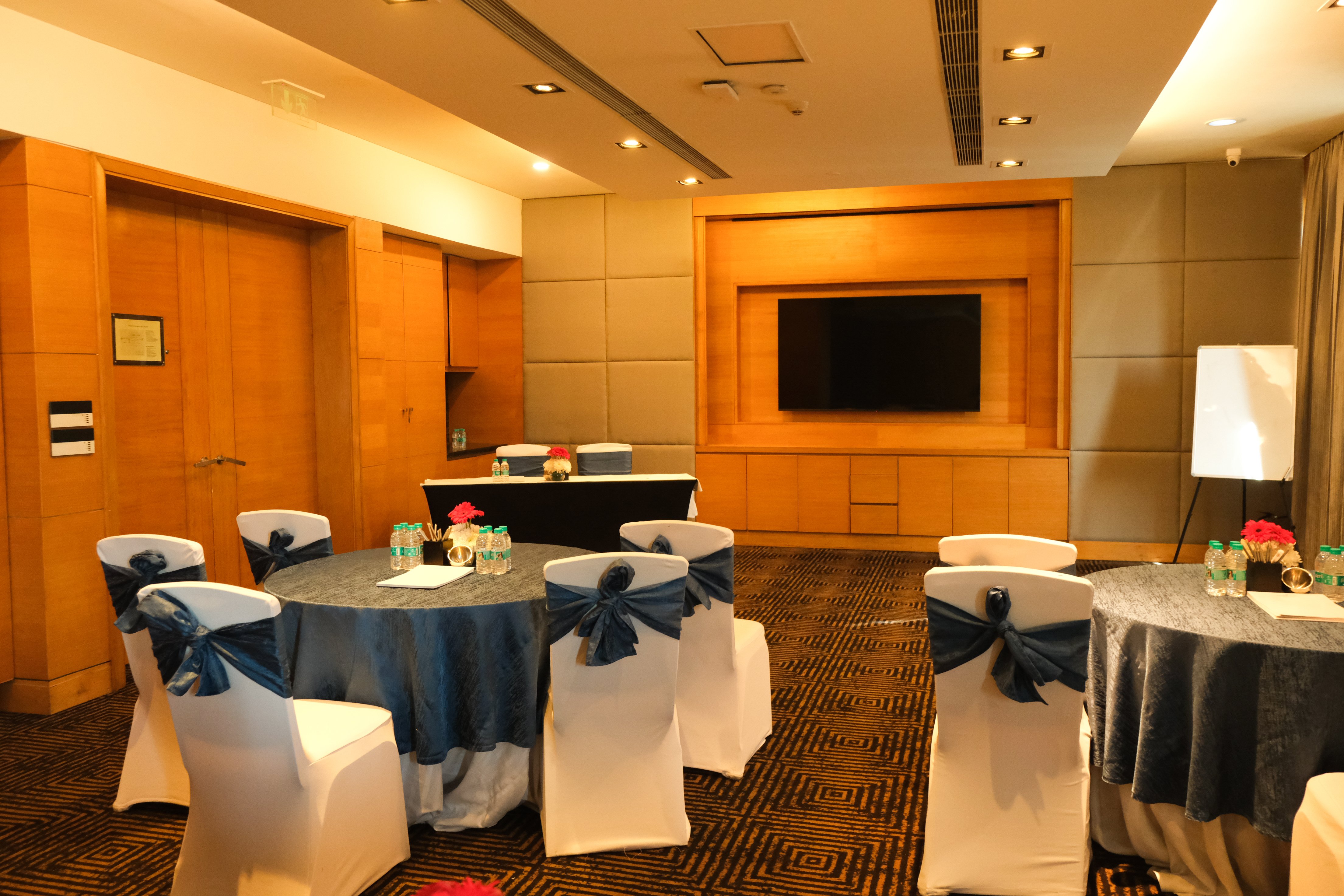 Crowne Plaza Gurgaon 67/82