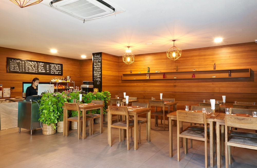 Cmor Nimman by Recall Hotels 48/68