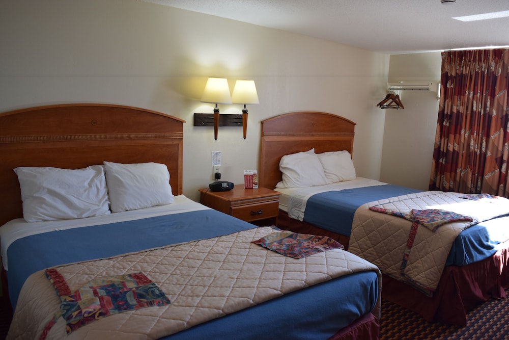 Americas Best Value Inn Jefferson City 17/33