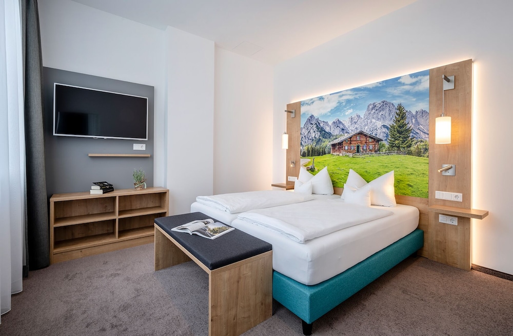 Avalon Bad Reichenhall 28/71