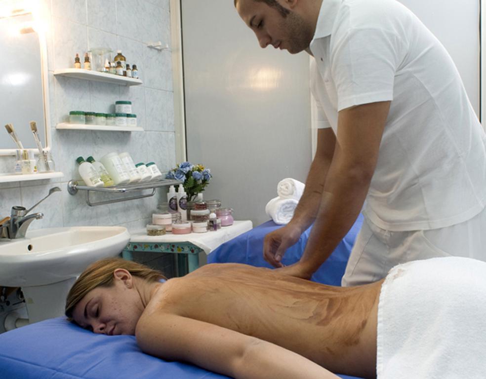 Family Hotel Le Canne&Beauty 34/42