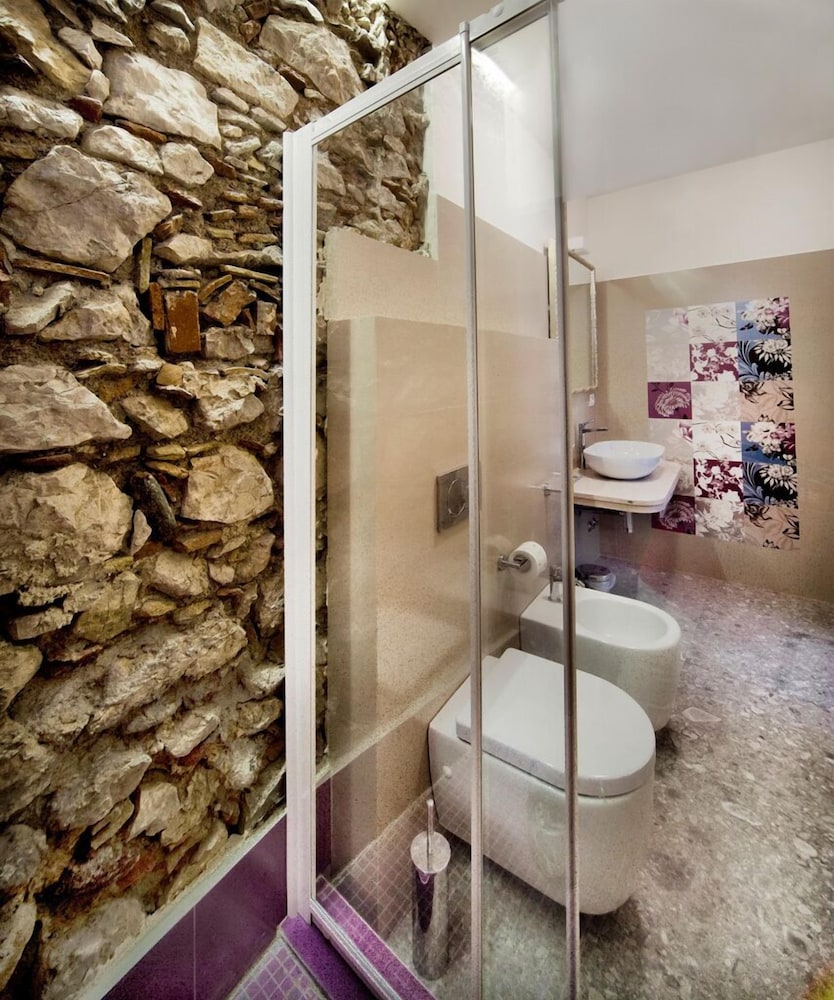 Porta Di Mezzo Luxury B And B 33/38