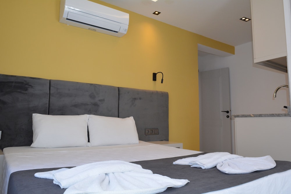 Leonis Hotel 14/50