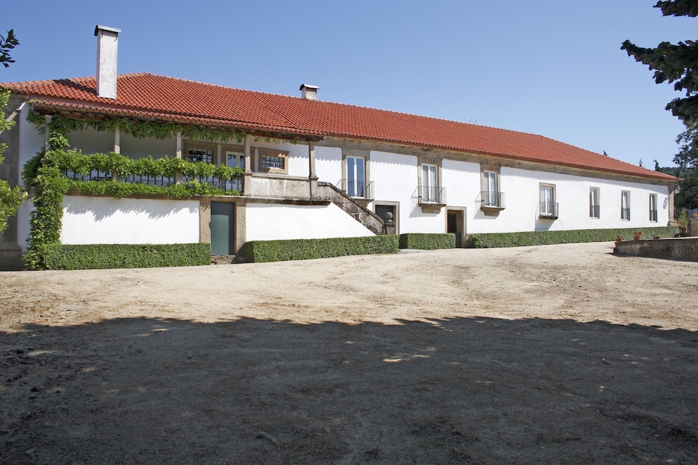 CASA DE VILARINHO DE SAO ROMAO 28/28