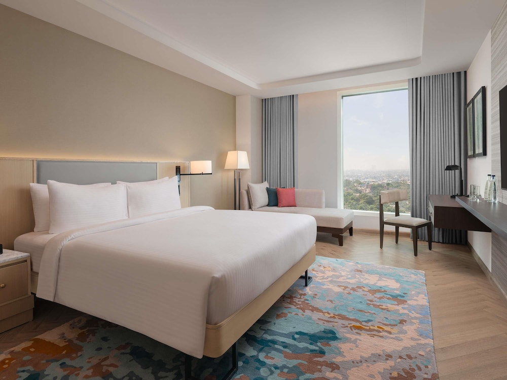 Novotel New Delhi City Centre 12/50