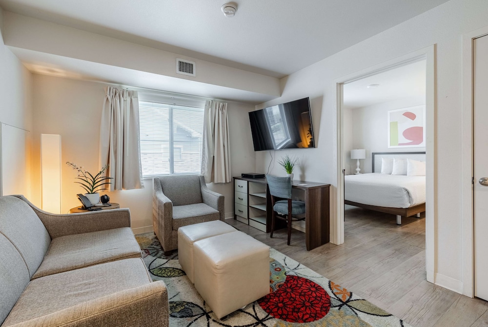 WaterWalk Extended Stay by Wyndham Wichita 30/43
