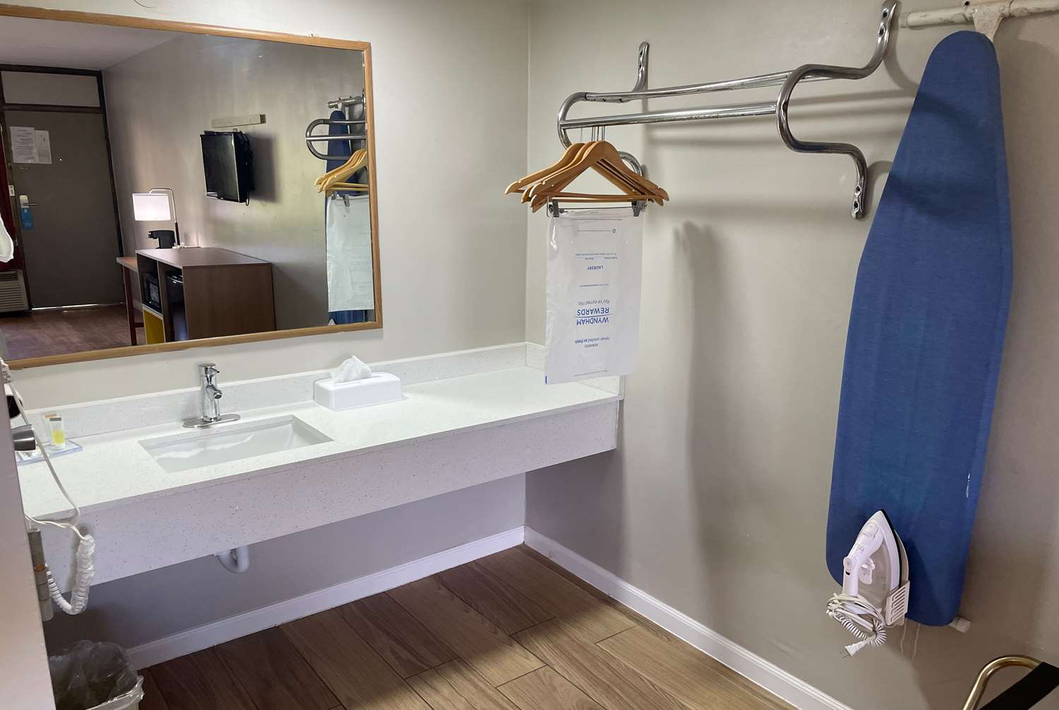 Days Inn by Wyndham Valdosta/Near Valdosta Mall 41/41