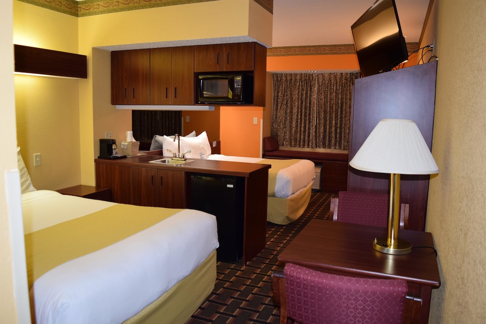 Microtel Inn & Suites by Wyndham Rock Hill/Charlotte Area 10/46