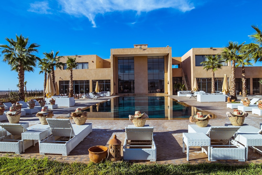 Sumahan Suites and Spa in Tameslouht