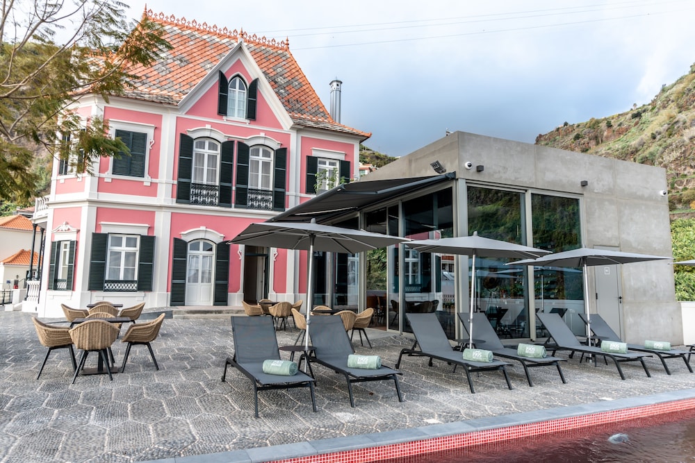 1905 Zinos Palace in PONTA DO SOL - MADEIRA