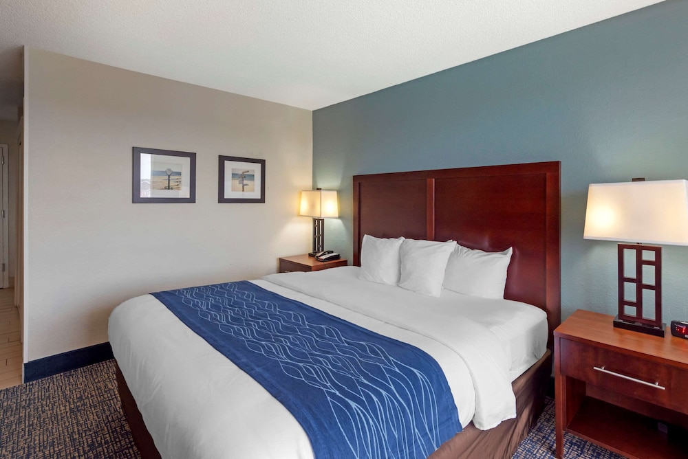 Comfort Inn On The Ocean 4/16