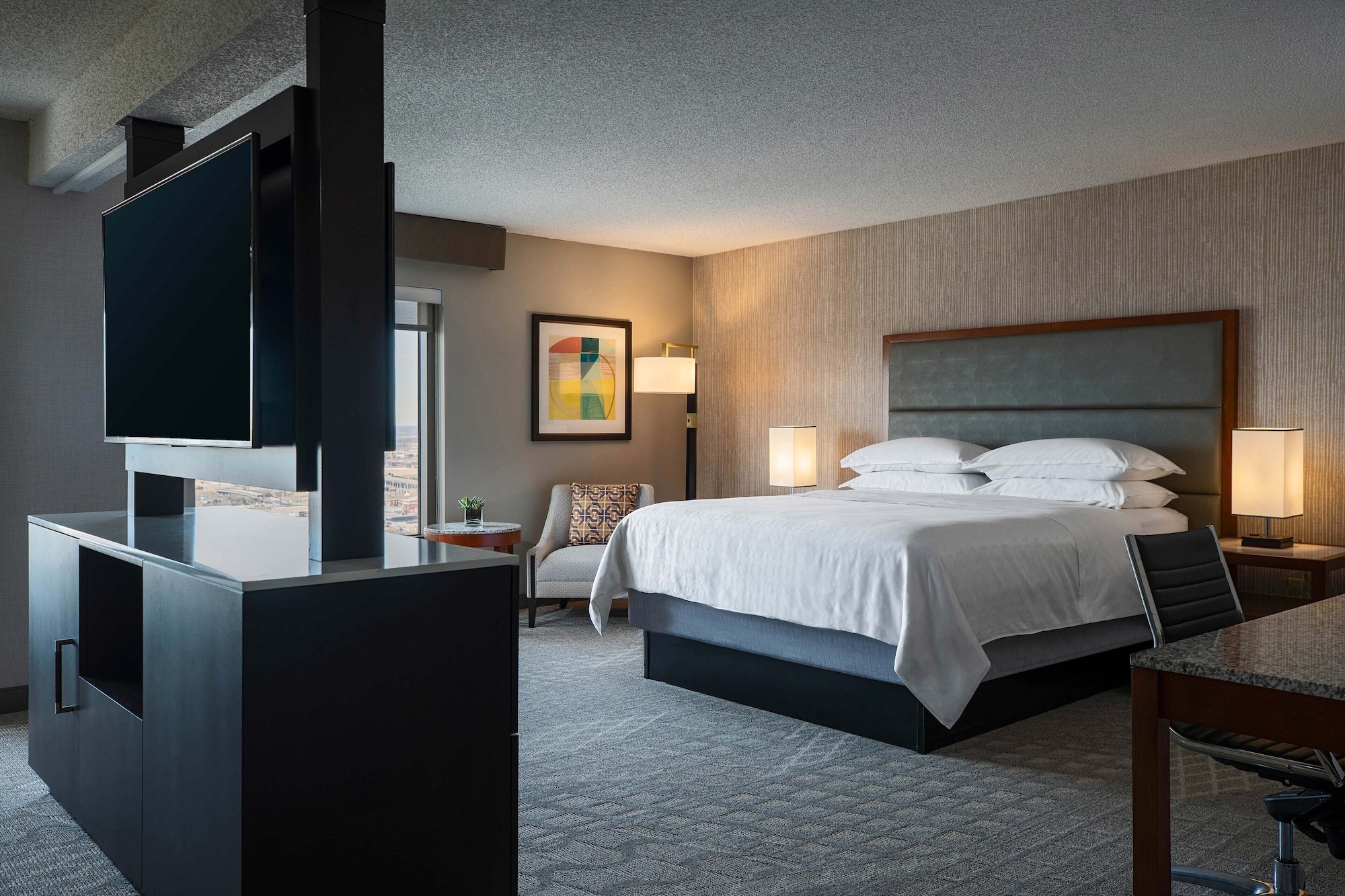 Room at Sheraton Kansas City Hotel At Crown Center, KANSAS CITY - MO