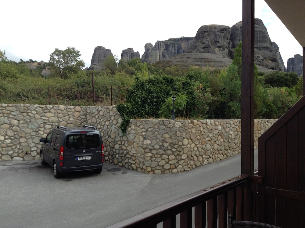 Doupiani House 3/66