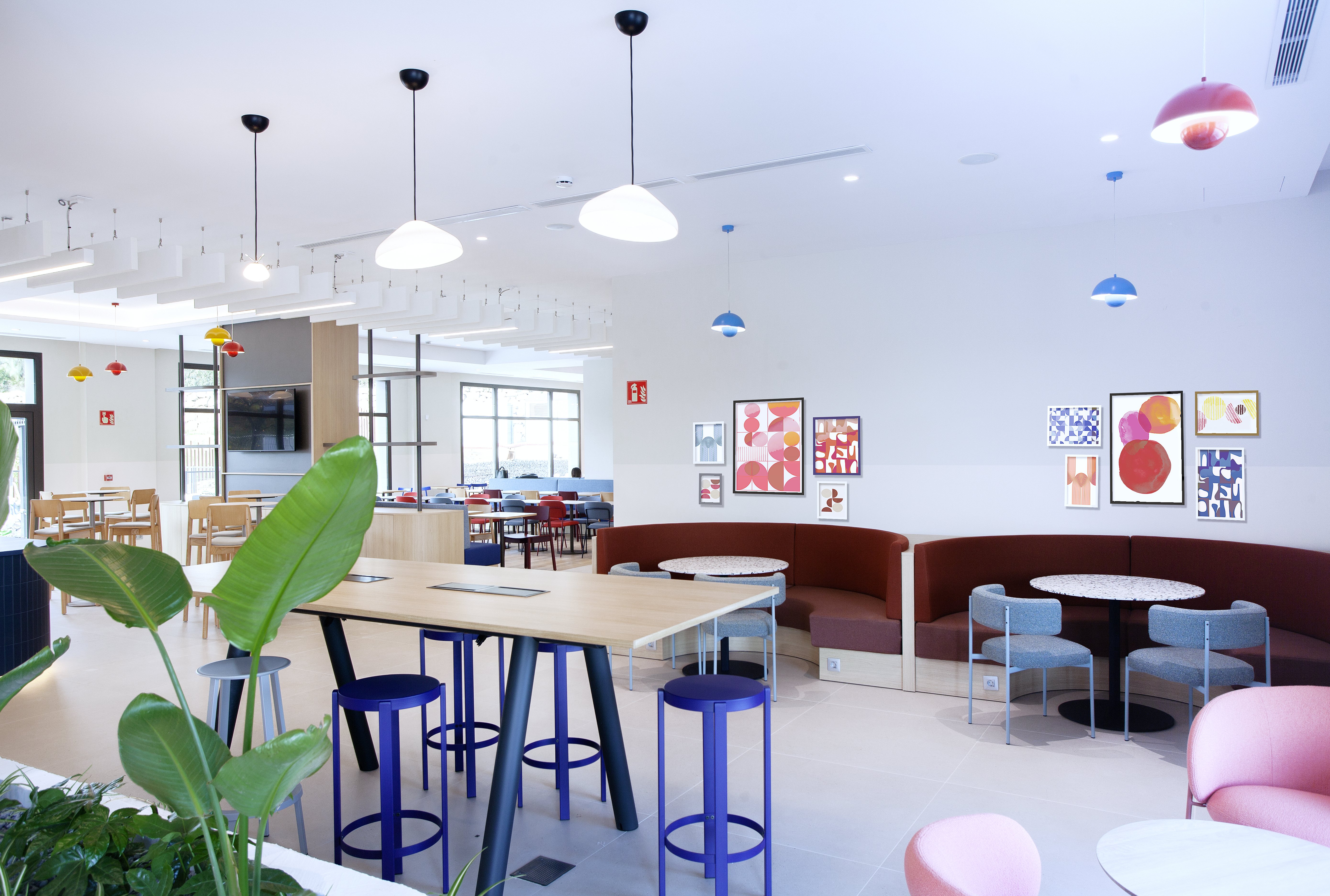 Holiday Inn Express & Suites Barcelona - Sabadell 8/20