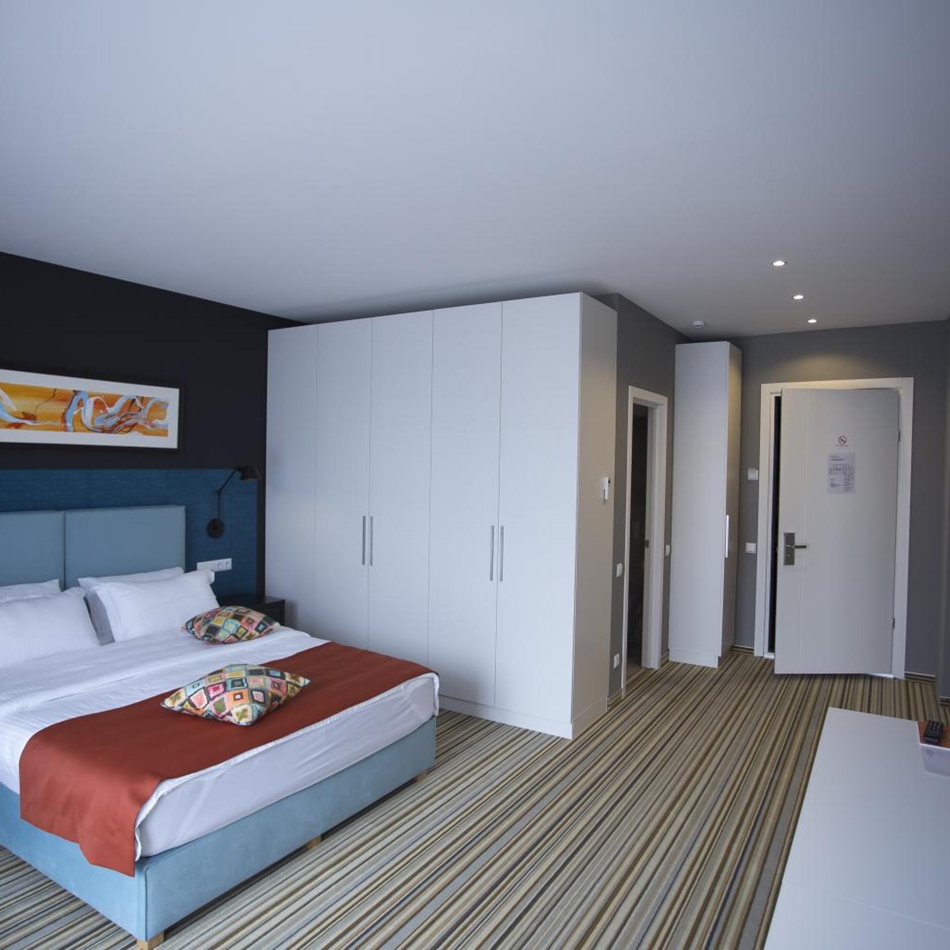 Deluxe Triple Room: