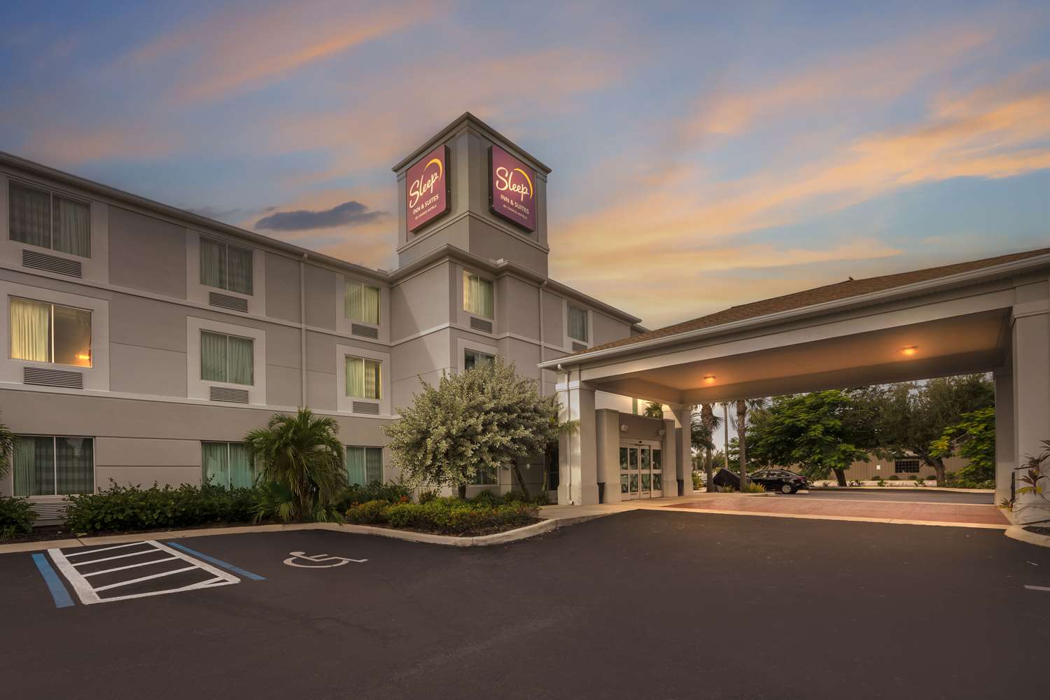 Sleep Inn & Suites Port Charlotte-Punta Gorda 21/24