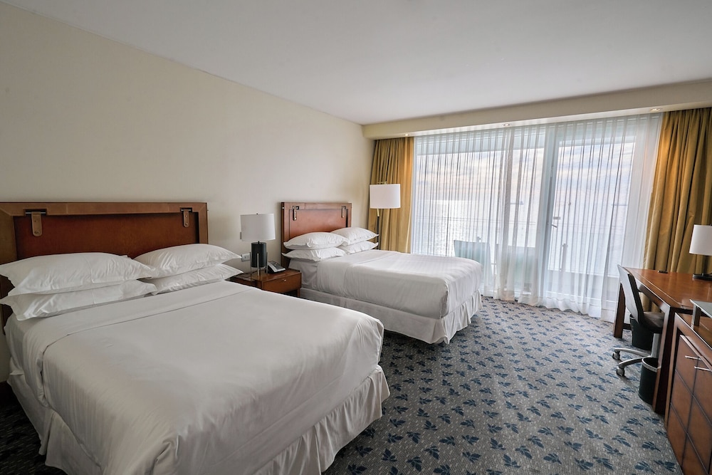 Classic, 2 Double Beds, Ocean View, Balcony