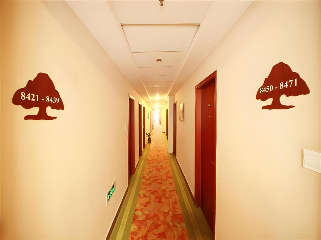 GreenTree Inn Shanghai Minhang Jiaoda Dongchuan Road Shell Hotel photo2