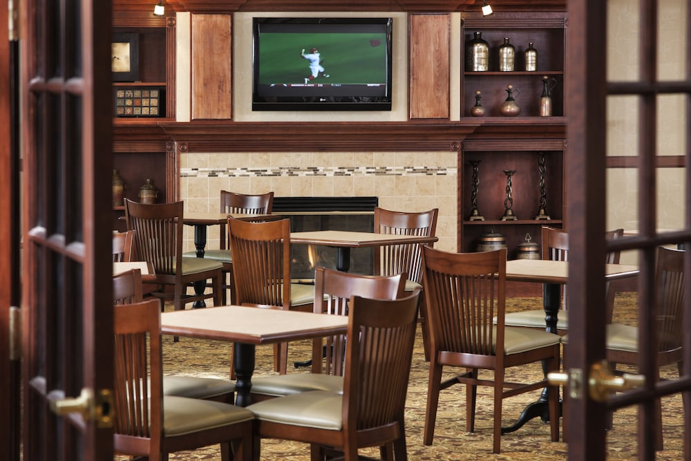 Country Inn and Suites By Radisson Milwaukee West Brookfield Wi 31/42
