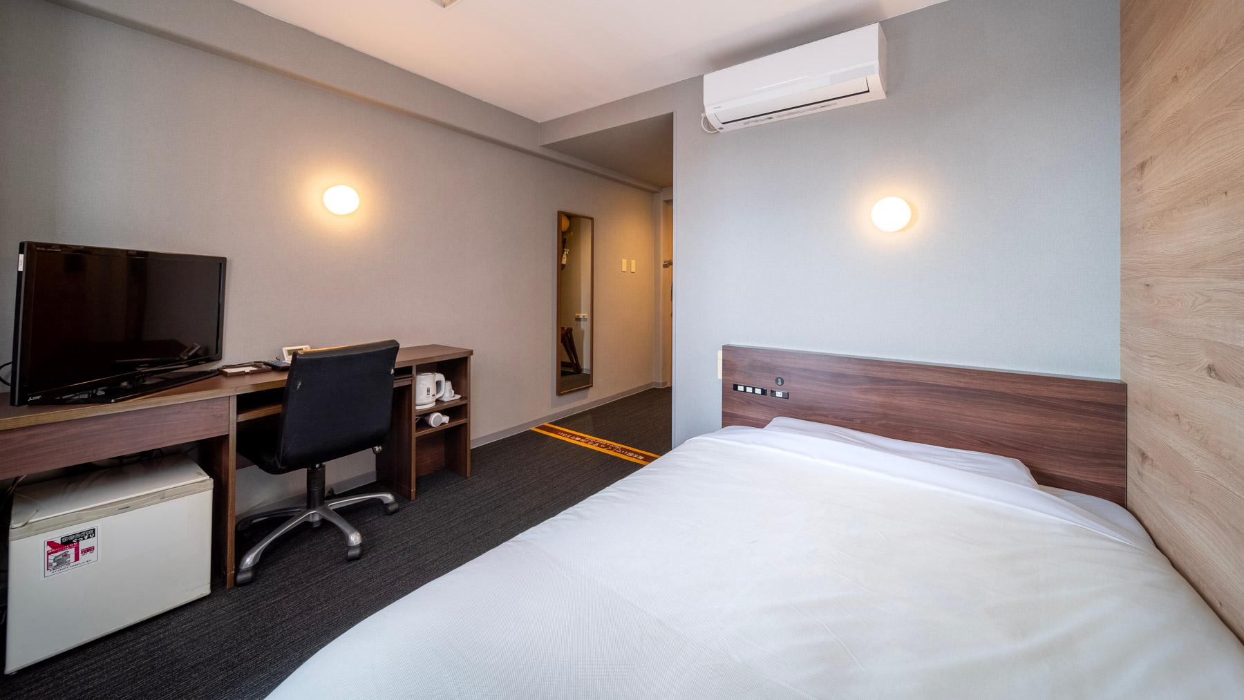 Semi Room, Standard, Semi Double Bed, Smoking