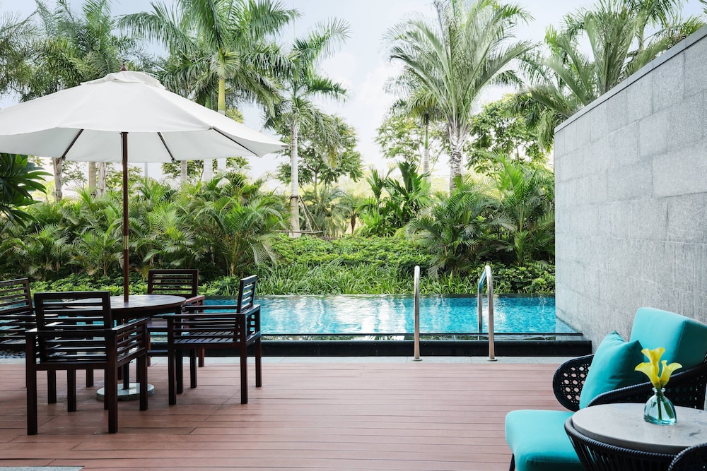 MARRIOTT XIAMEN HOTEL AND CONFERENCE CENTRE 37/43