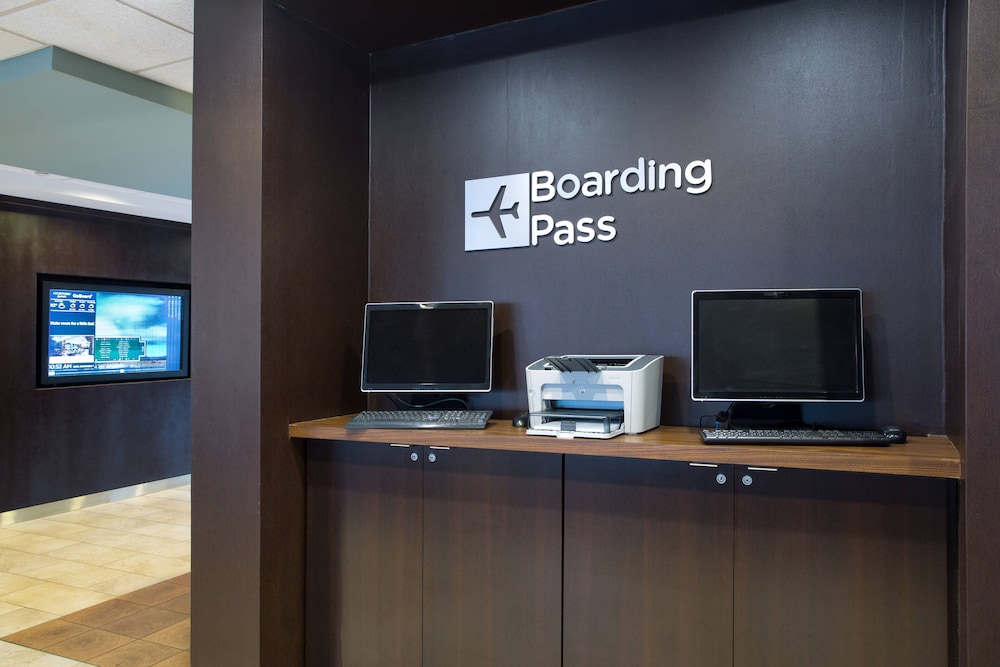 Courtyard By Marriott Mcallen Airport 7/37