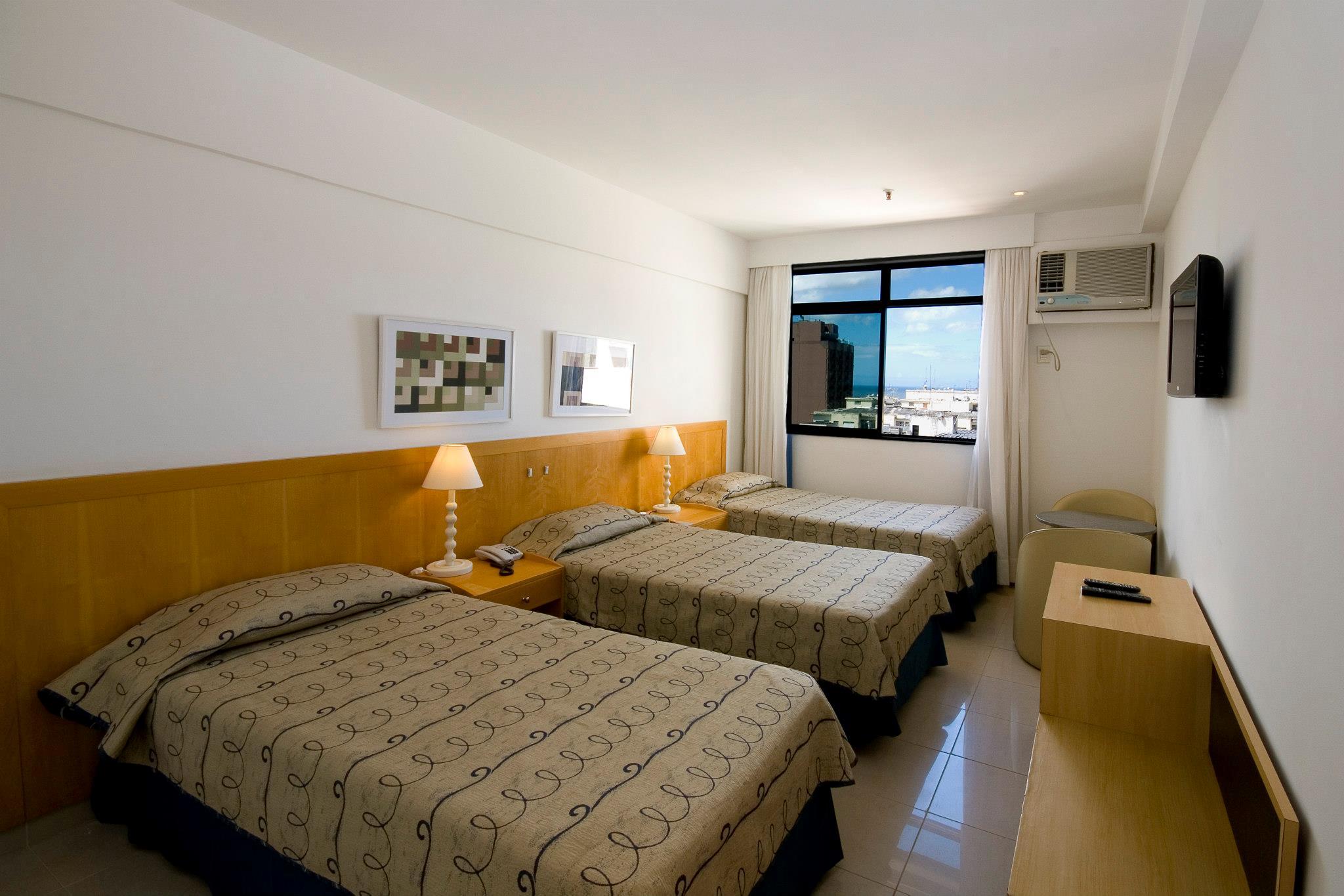 Room, Triple