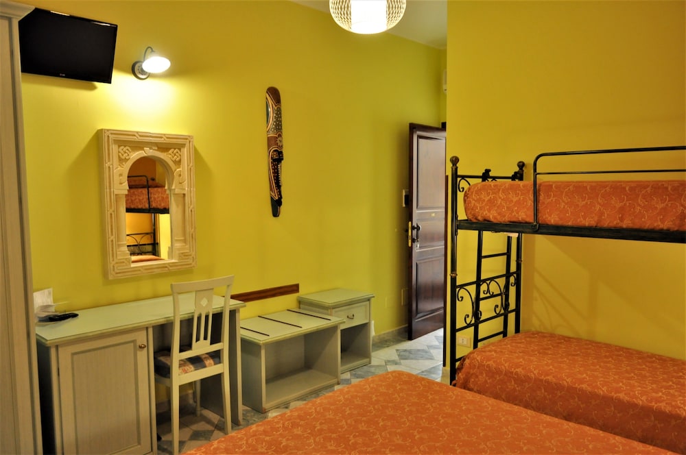 Hotel Al-Tair 32/50