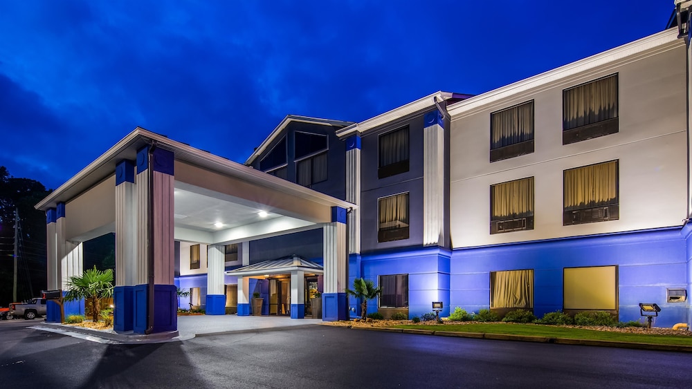 Best Western Plus McDonough Inn & Suites 4/55