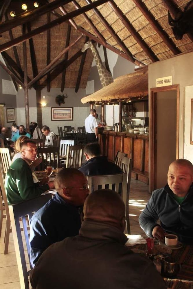 Bains Lodge 26/41