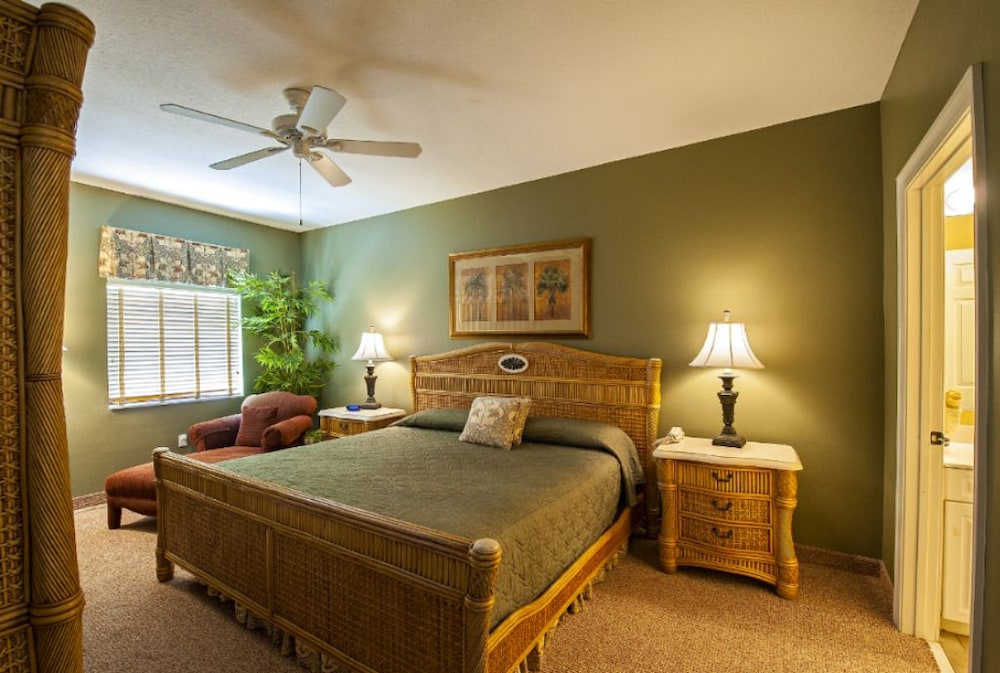 Destin Holiday Beach Resort 12/50