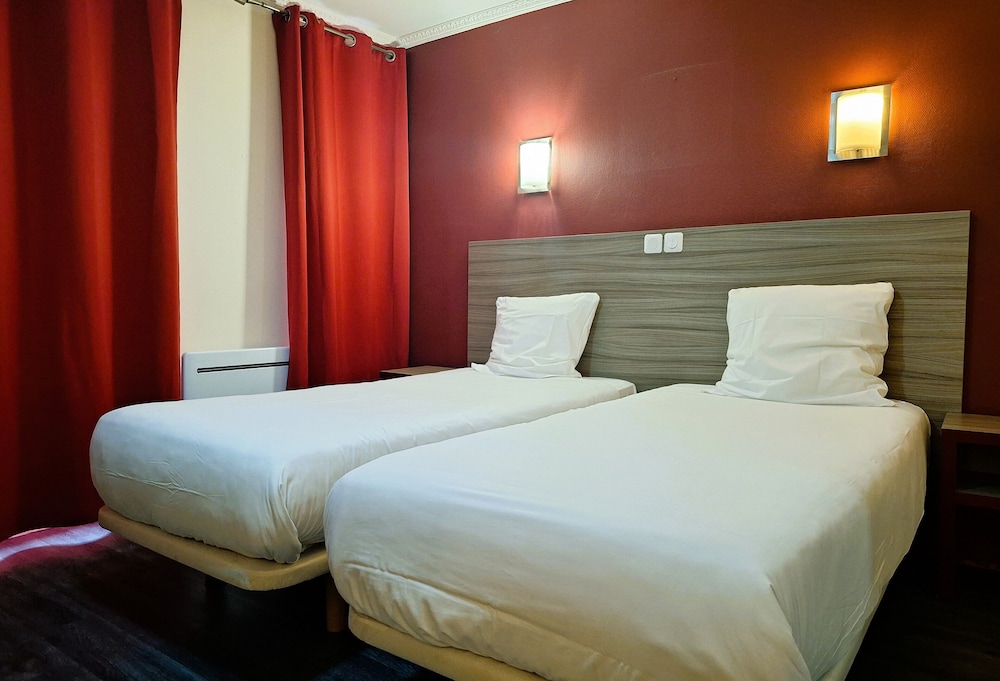 Hipotel Paris Gambetta Republique 30/58
