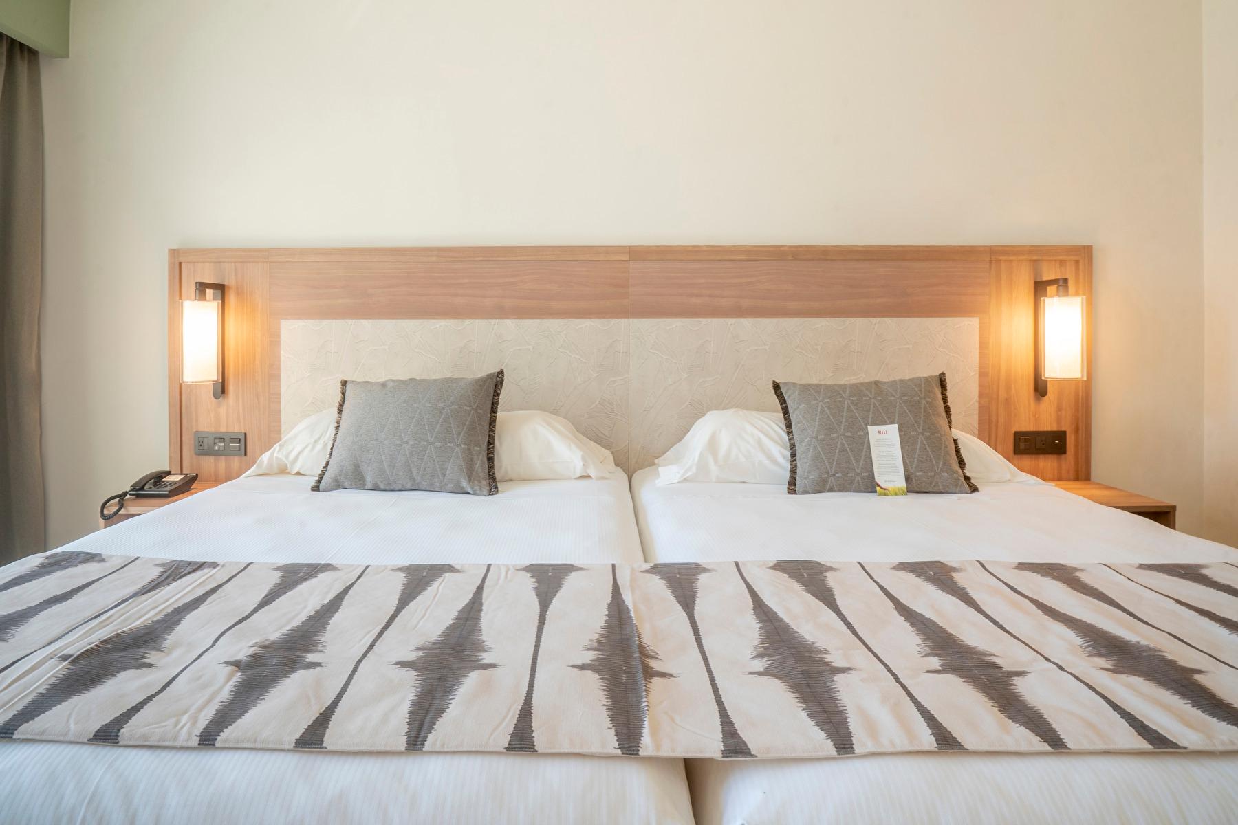 Room, Double Bed, Partial Sea View