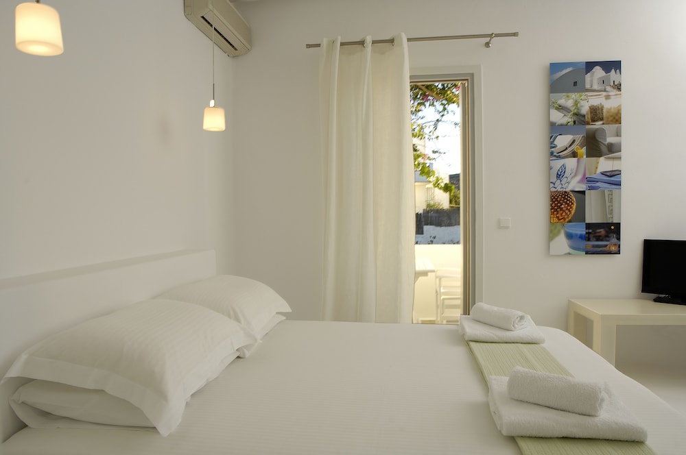 Kapetan Tasos Suites 18/60