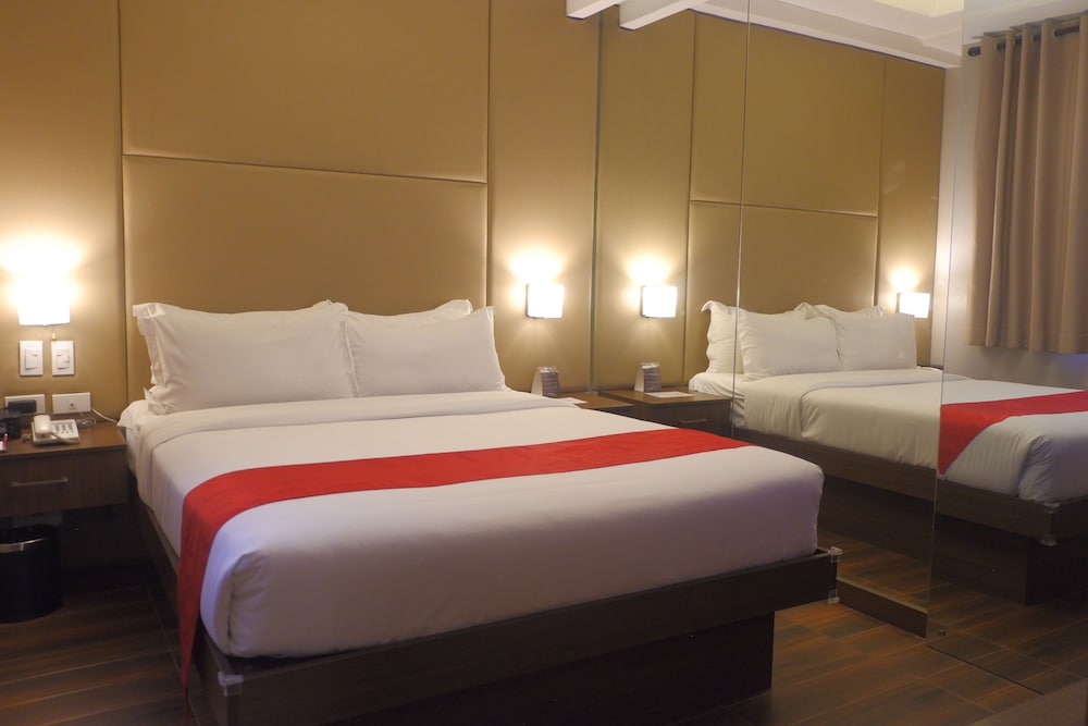 Valero Grand Suite By Swiss-Belhotel Makati 15/36
