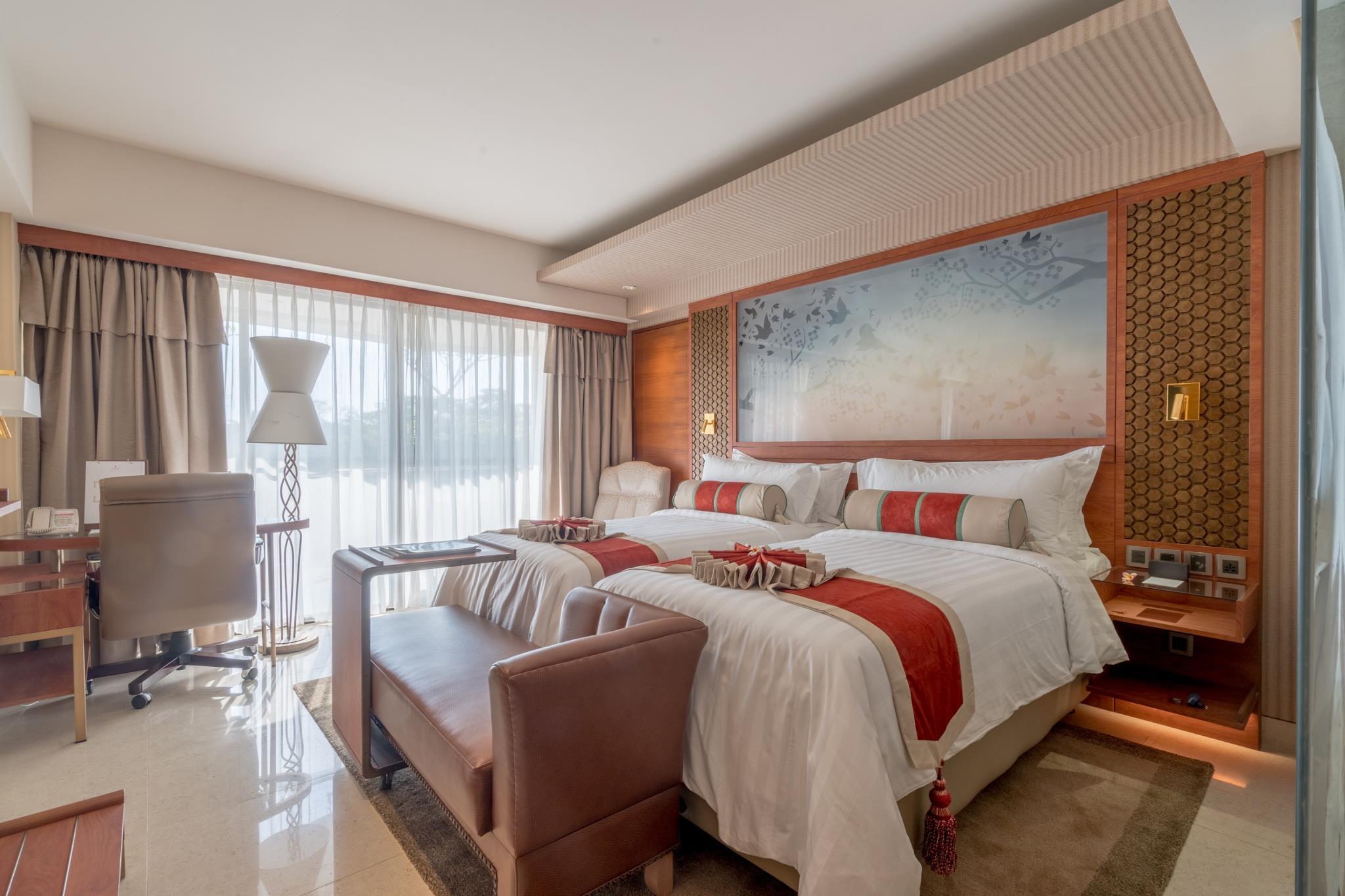 Premium, Deluxe, Twin Beds, Outdoor Jetted Tub, Pool Access