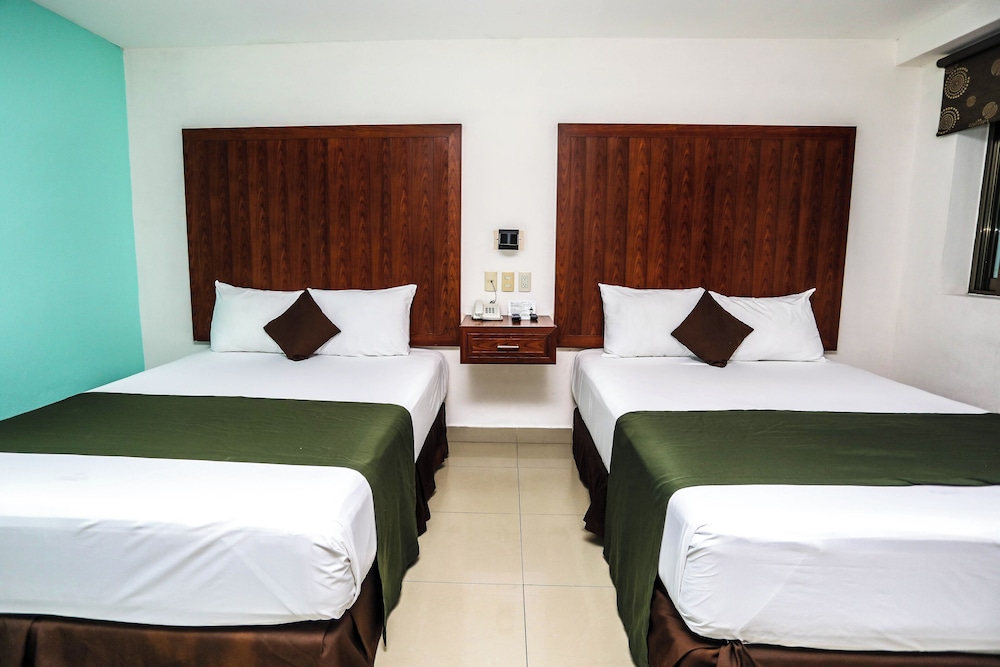 SUPERIOR, 2 DOUBLE BEDS