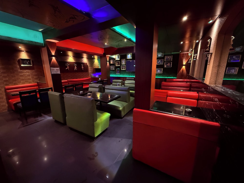 Hotel Alka Residency 45/50