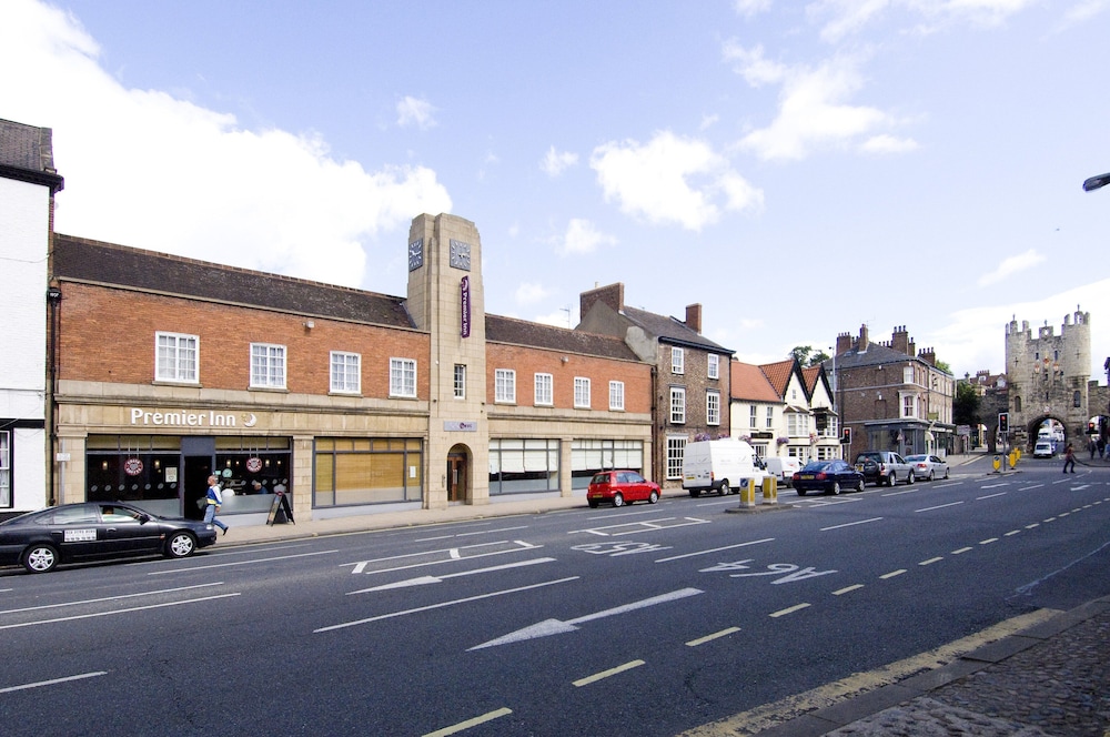 Premier Inn York City Blossom St North 32/44